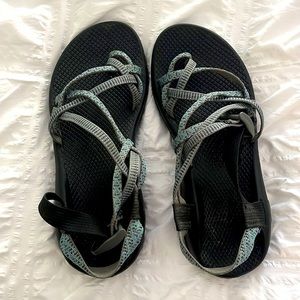 Size 11 women’s Blue Chaco Sandals